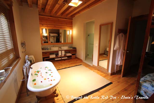 A fantastic bathroom and bath all ready when we returned from our Tiger’s Nest trek - all these done by a personal butler at the villa, complete with warm towels from the heated rack was ultimate luxury.