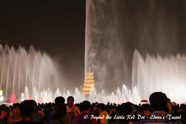 I decided to take a back seat after several baths. The crowd was more than happy to take over my place and get wet.