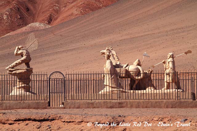 There is even a kitschy monument of the Monkey King and his companions from the Journey to the West epic. The Monkey King is seen here holding the magic fan that he used to extinguish the fires on the Flaming Mountain so that they could cross it.