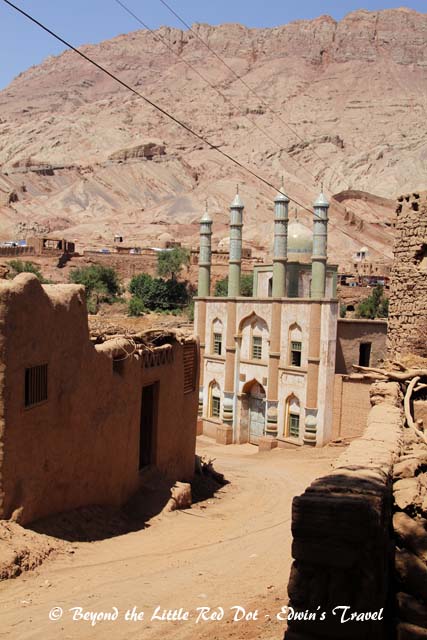 We took a short walk into the village. But the weather was really becoming unbearably hot.