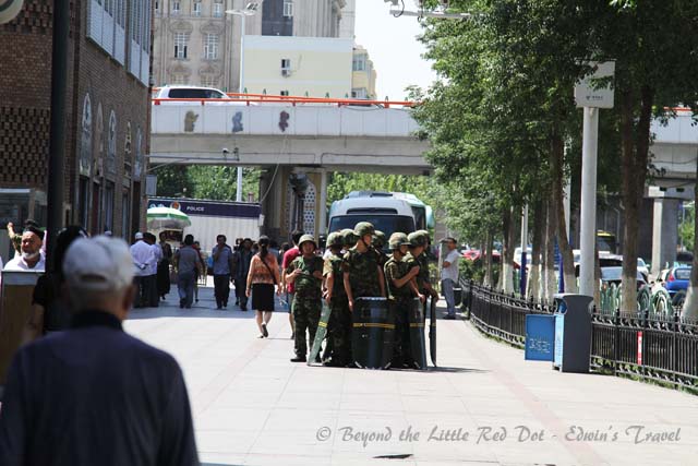 The only sign of Chinese security was this bunch of soldiers, but they looked kind of scared. Maybe because there's only 8 of them to watch over a few hundred Uygurs praying at the nearby mosque. I had to take this photo discreetly as some Chinese tourists who took a photo of them were 'politely' asked to delete the photos.