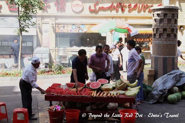 The melons look really good. We ate our lunch in the restaurant behind.