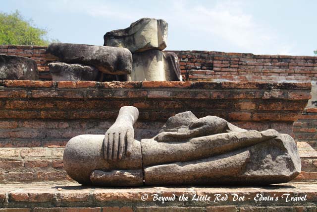 Many statues were broken and incomplete.