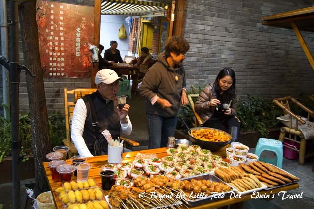 There are still street food vendors.