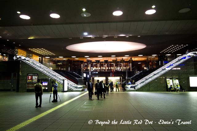 We came back to our hotel which is located above Kyoto main railway station. It's expensive but more for convenience sake for the my parents-in-laws who have trouble moving around.