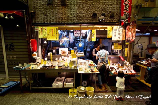 A typical shop selling seafood, both raw and cooked.