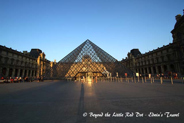 The rays of the setting sun fell directly onto the main Pyramid setting it alight.