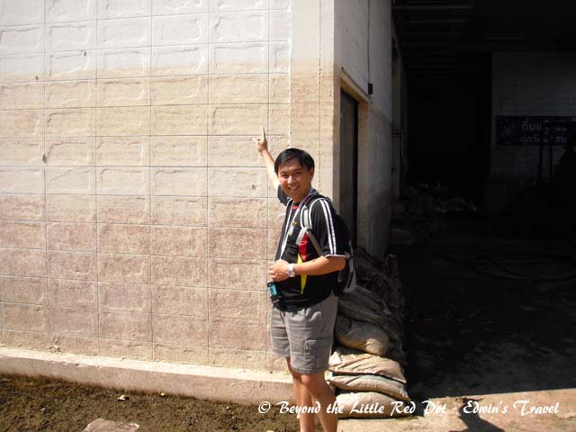 This factory was submerged for more than 3 months. The water level here is more than 2m.