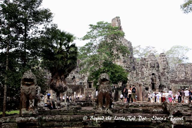 We visited Bayon Temple first which is in the center of the ancient city of Angkor Thom.