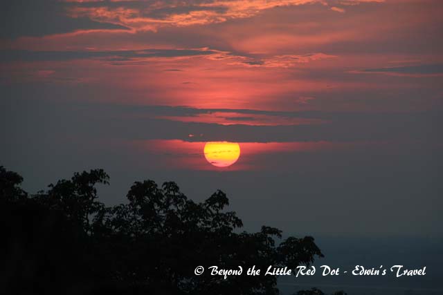 One last look at the sun before it sinks below the clouds.