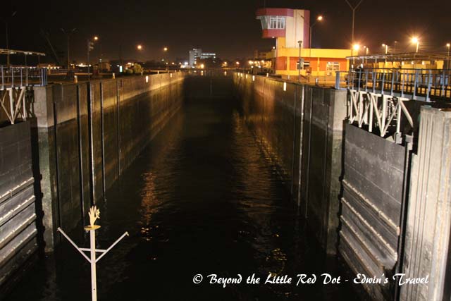 Each lock can accommodate up to 2 ships. The water level in the lock is now low since we are on the lower side of the river.