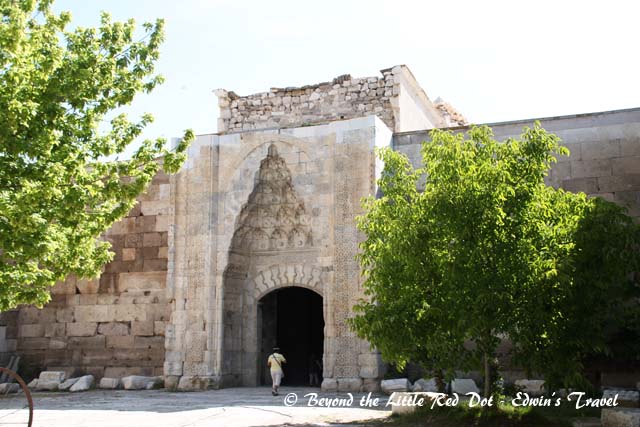 Along the way we also stopped by an ancient hotel dating back to the 13th century, Sultanhani Caravanserai,  that lies along the silk route.