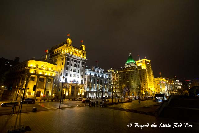 The colonial buildings still stand to remind everyone of Shanghai's past.