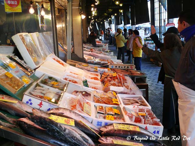 Nijo Market which is actually quite small. You can find fresh food here, especially seafood.