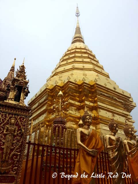 The great stupa of Doi Suthep.