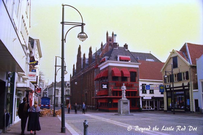 The small square near my hotel. A Chinese restaurant and Heineken was all I could see.