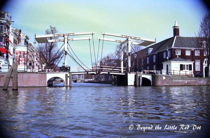Cantilever bridges like this are pretty common where roads meet canals.