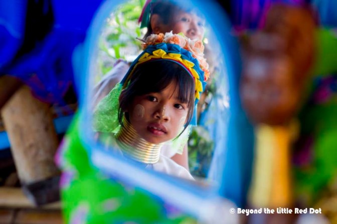 We had a fun time interacting with this little girl and her mother. We ended up buying souvenirs from them.