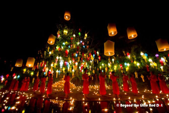 At the end of their meditation, the monks will release sky lanterns of their own.
