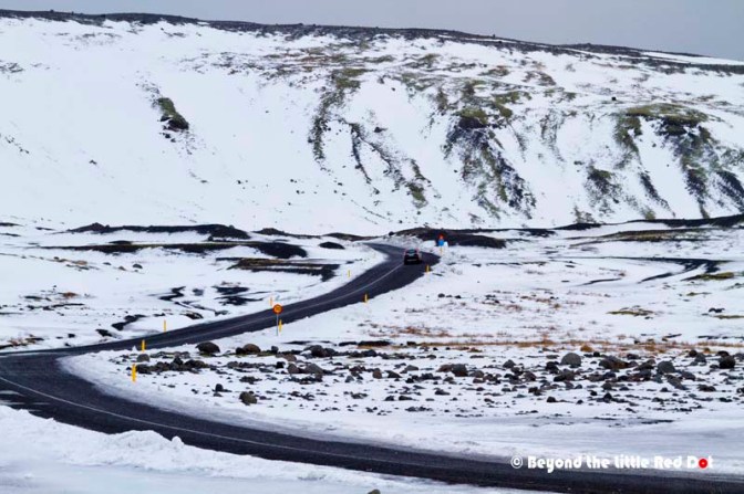 The road near Mýrdalsjökull glacier. 