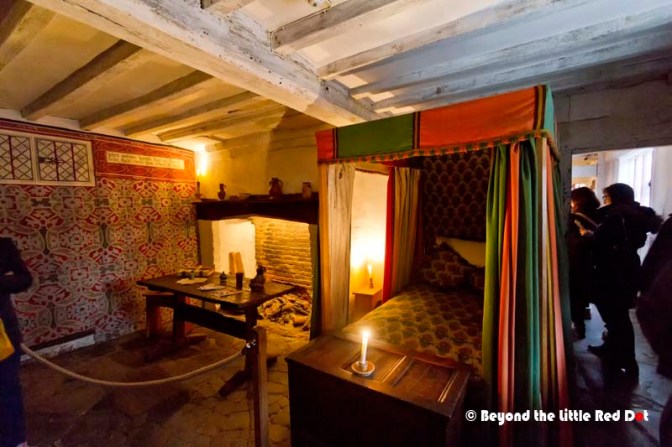 We went on a tour inside the house and got to see reenactments of how life was like in the 18th century. Actors in costume also explained and introduced Shakespearean phrases.