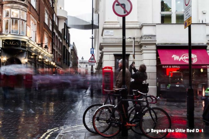 Life in slow motion on 1 of streets near Covent Garden.