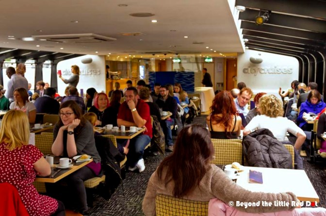 Start of our lunch cruise along the River Thames. It takes around more than an hour where it cruises to the London and back to Tower Pier.