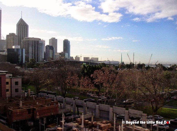 The view of Perth's downtown from our service apartment's balcony. 