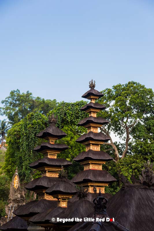 The temple is not opened to tourists but you can see the intricate architecture from outside.