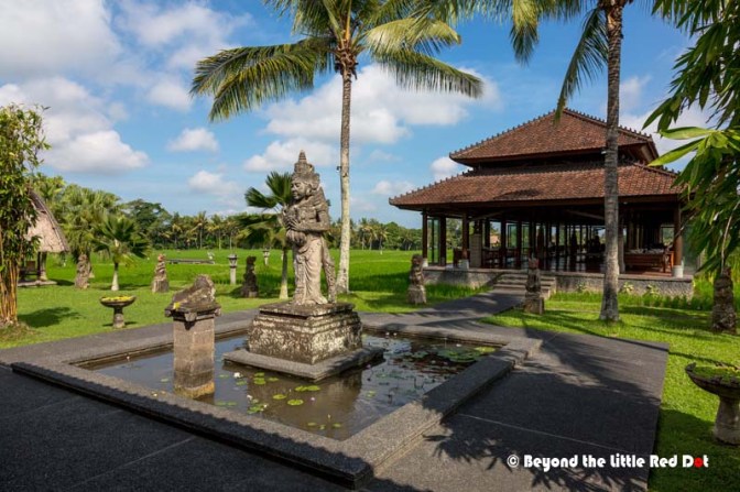 Getting to the Restaurant is quite a long walk from the hotel entrance.