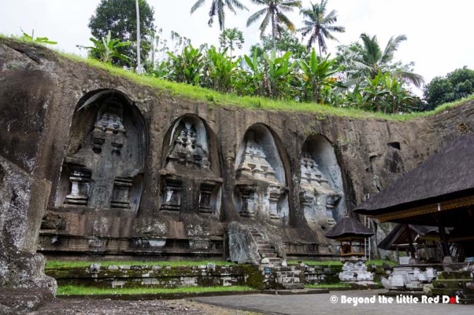 4 huge monuments are carved into the side of the cliff. They are called 'Candi' and are unique to Balinese culture.